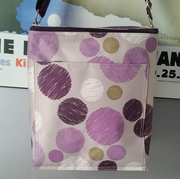 thirty-one Handbags - 🍇Thirty One Insulated Picnic Tote🍇